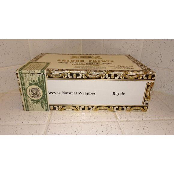 Vintage Arturo Fuente Wood Cigar Box stash box trinket wooden Dominican Republic - Picture 3 of 14